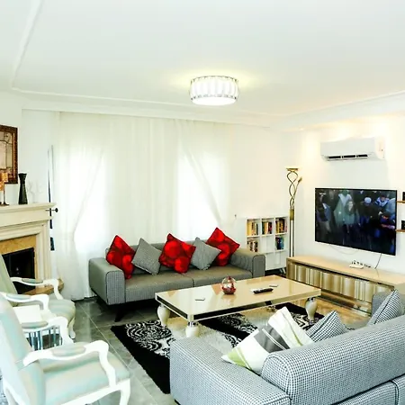 别墅 Villa-sleeps 9-parking-pool-bbq-hot Tub-pets 达利安