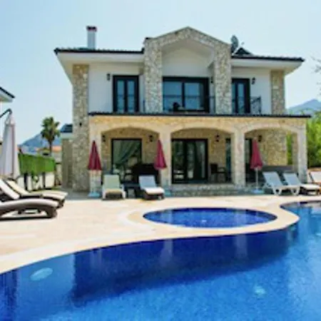 Villa-sleeps 9-parking-pool-bbq-hot Tub-pets Villa Dalyan