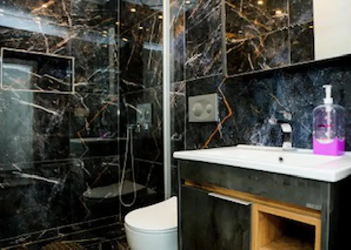 Βίλα Villa-sleeps 9-parking-pool-bbq-hot Tub-pets Dalyan